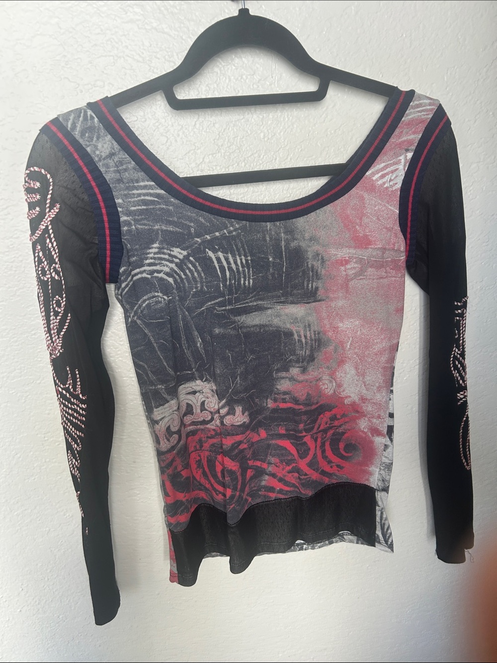 Save The Queen Black & Pink Graphic Long-Sleeve Tee
